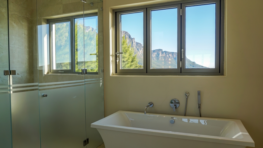 4 Bedroom Property for Sale in Bakoven Western Cape